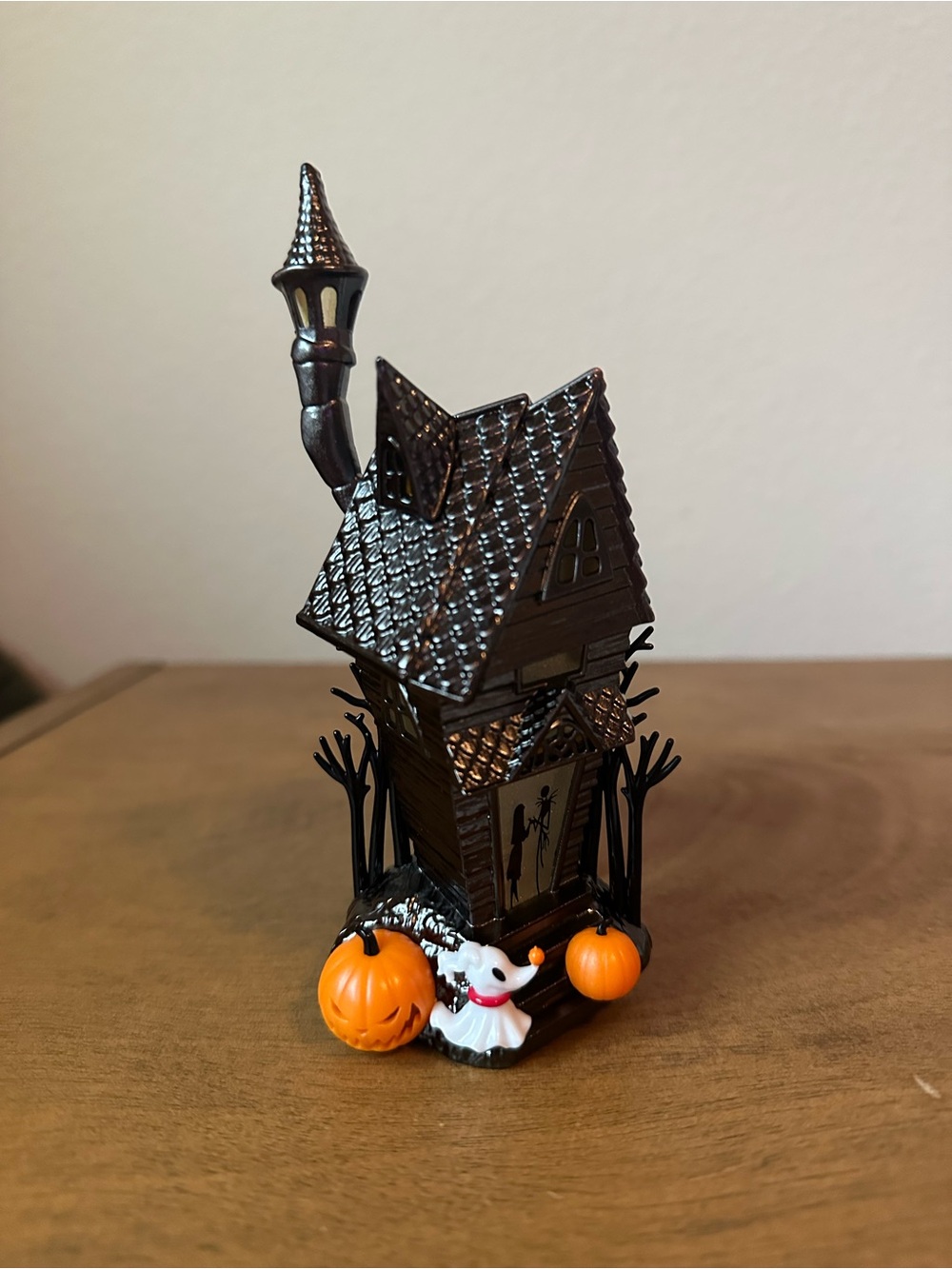 bath and body works X A nightmare before Christmas JACK SKELLINGTON HOME plug
